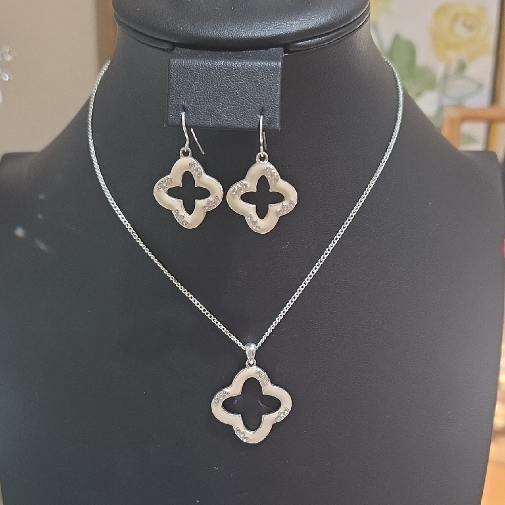 Sterling Quatrefoil Pendant Necklace with Matching Earrings - Silver